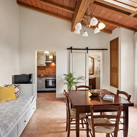 Holiday House Cuordinatura Apartman Montopoli in Val dʼArno
