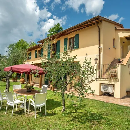 Apartman Holiday House Cuordinatura